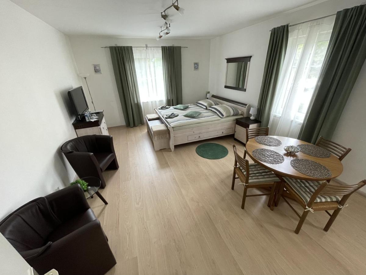 Villa Anzio Marianske Lazne Bagian luar foto